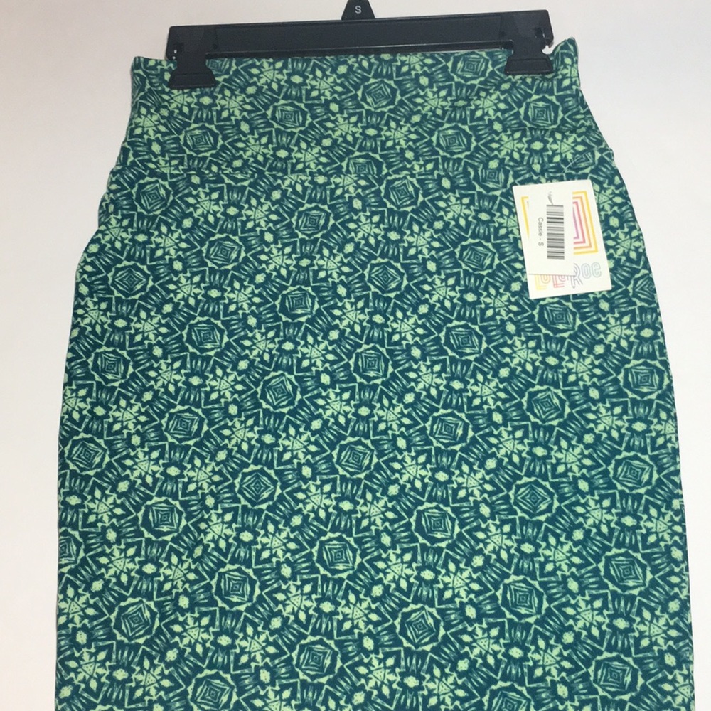 S Lularoe Cassie Skirt